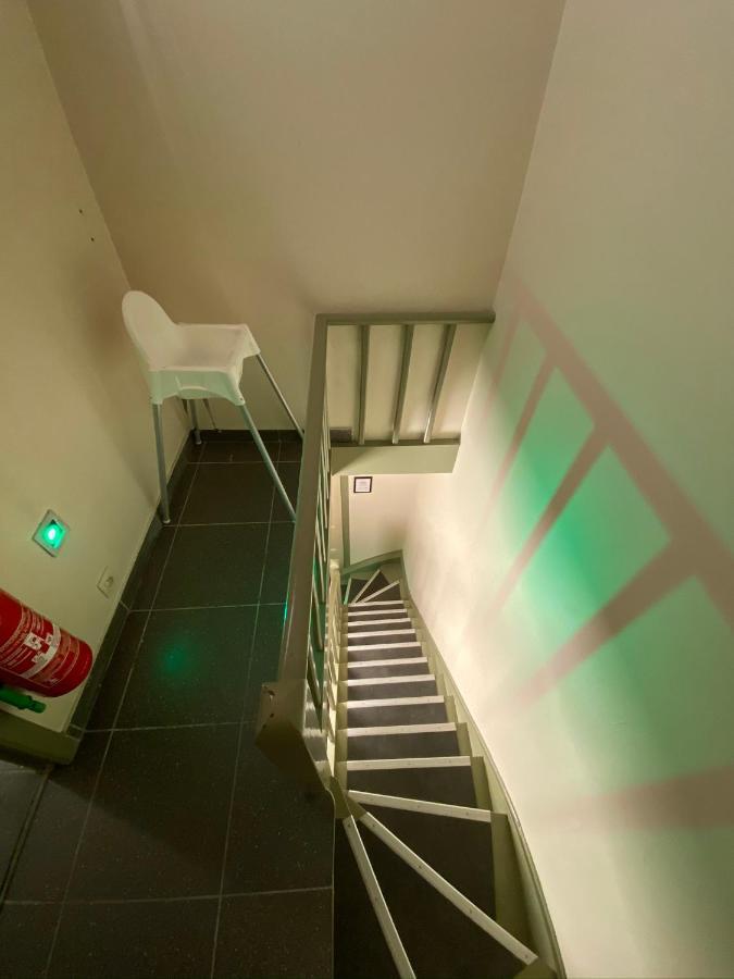 J And R Brussels City Apartment Exterior foto