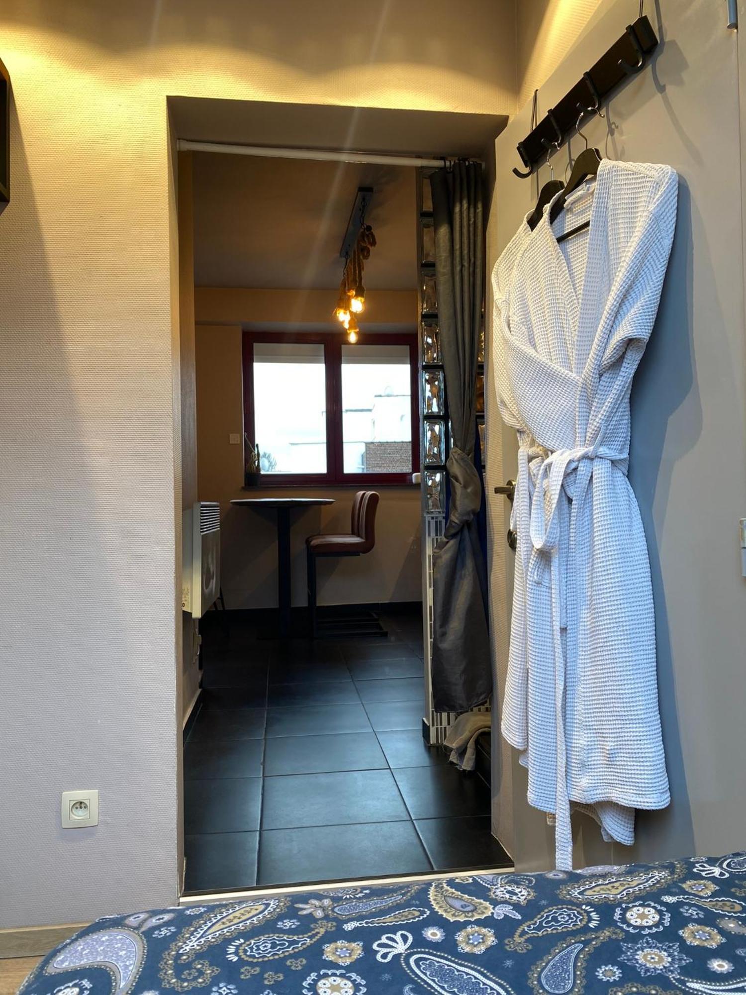 J And R Brussels City Apartment Exterior foto
